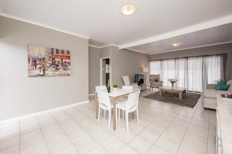 8 Bedroom Property for Sale in Grabouw Western Cape